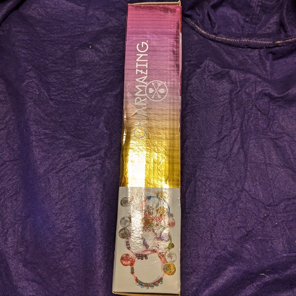 Charmazing Girls Need Bracelet and Jewelry Making Kit - Picture 4 of 9